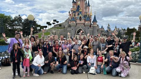 Mit Tobi und Tanja nach Disneyland® Paris